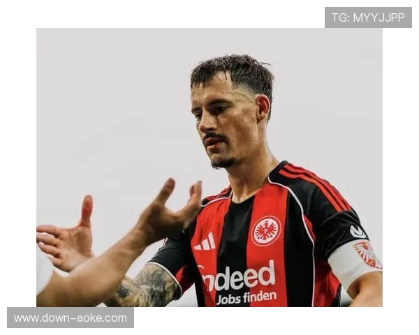 法兰克福主帅托普穆勒下课，成本赛季第四位离任教练